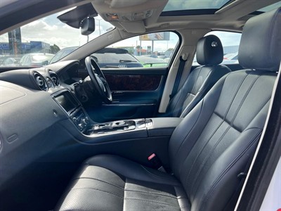 2014 Jaguar XJ - Thumbnail