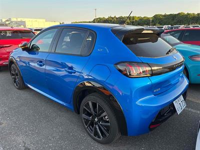 2024 Peugeot 208 - Thumbnail