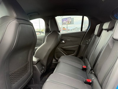 2024 Peugeot 208 - Thumbnail