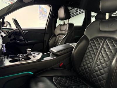 2020 Audi SQ7 - Thumbnail