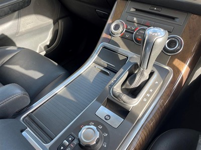 2009 Land Rover Range Rover Sport - Thumbnail