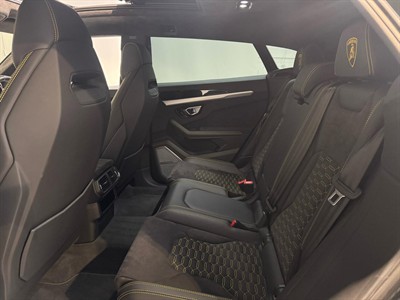 2019 Lamborghini Urus - Thumbnail