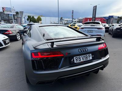 2016 Audi R8 - Thumbnail