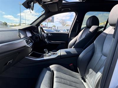 2019 BMW X5 - Thumbnail