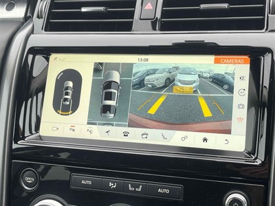 2017 Land Rover Discovery - Thumbnail