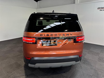 2017 Land Rover Discovery - Thumbnail