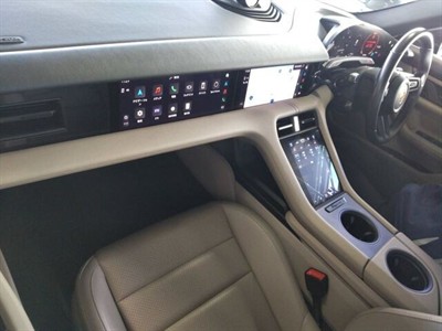 2021 Porsche Taycan - Thumbnail