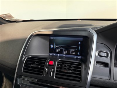 2014 Volvo XC60 - Thumbnail