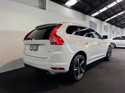 2014 Volvo XC60 - Thumbnail