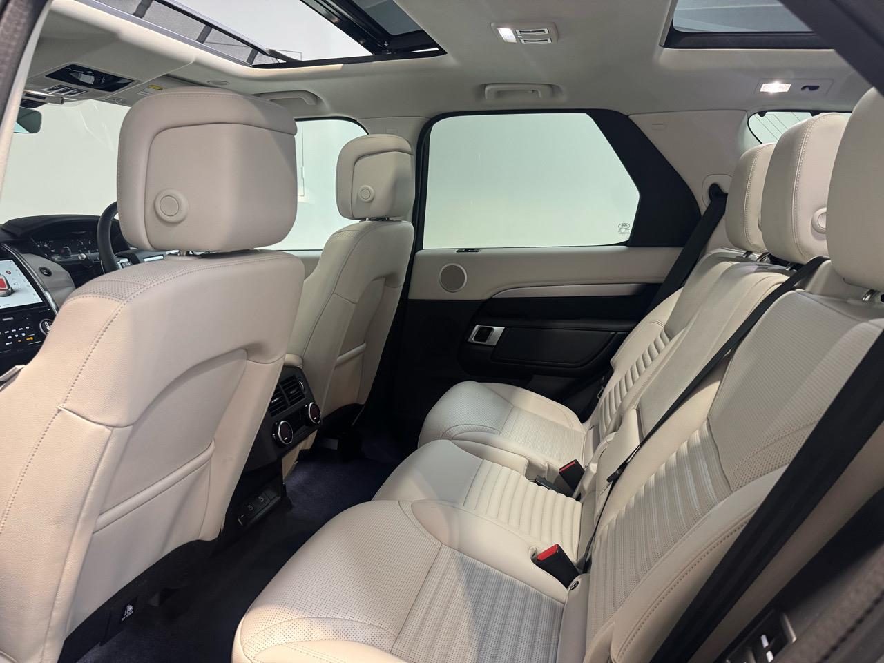 2024 Land Rover Discovery