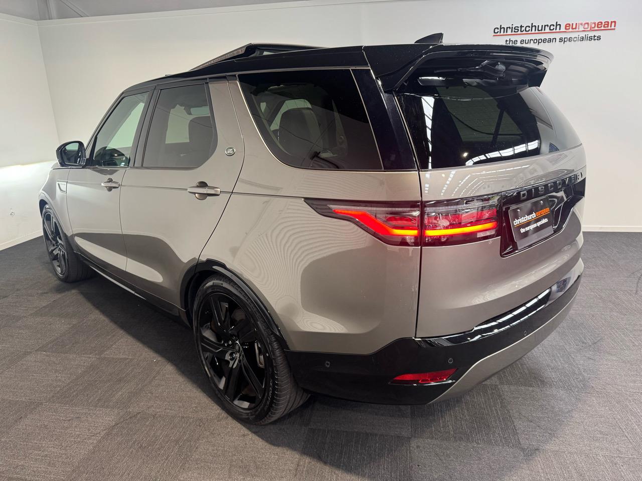 2024 Land Rover Discovery