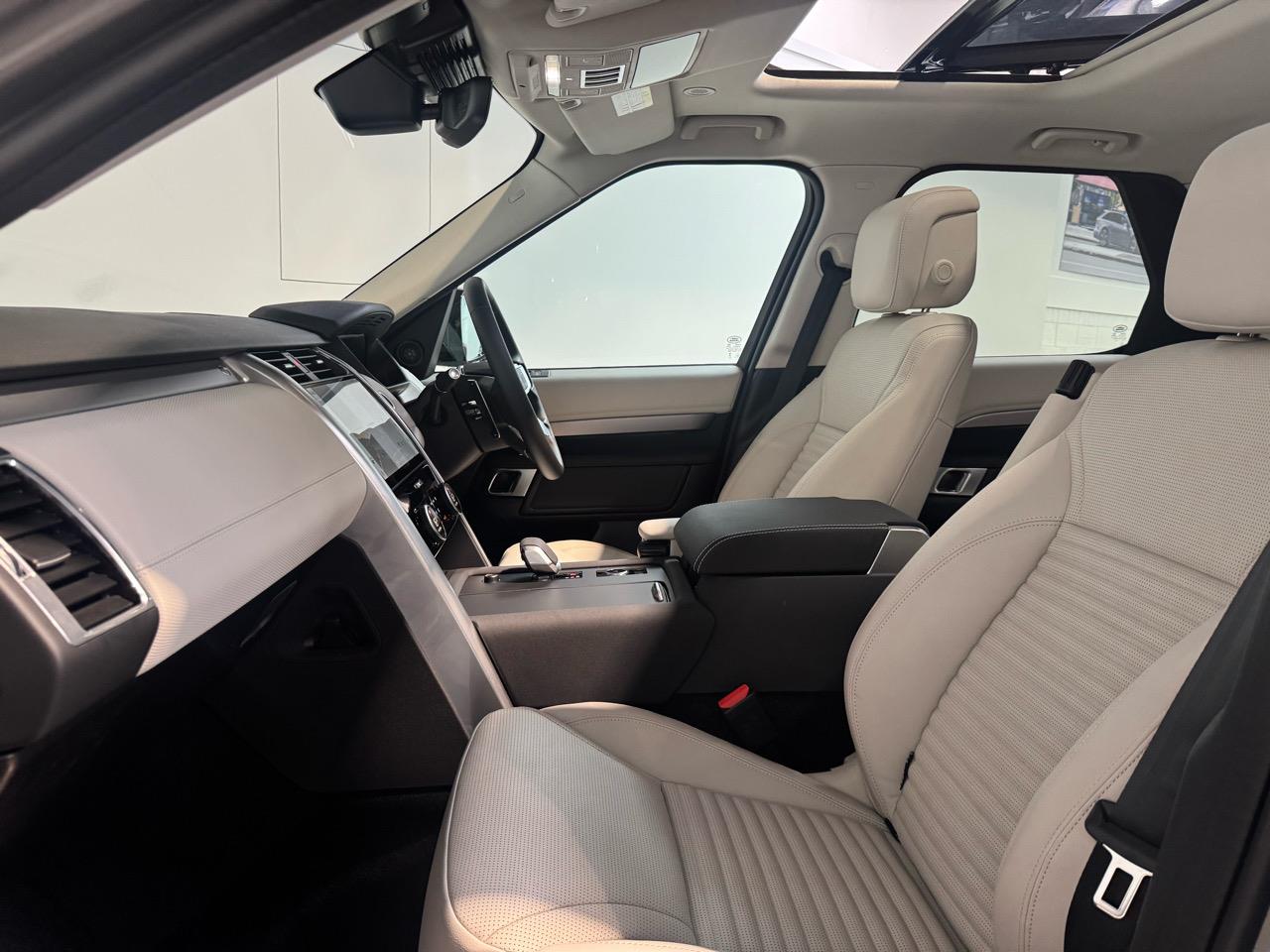 2024 Land Rover Discovery