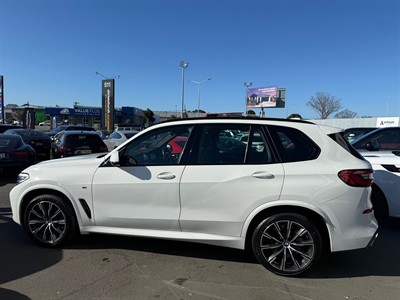 2019 BMW X5 - Thumbnail