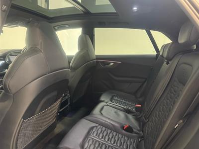 2021 Audi RS Q8 - Thumbnail