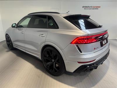 2021 Audi RS Q8 - Thumbnail