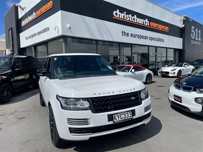 2017 Land Rover Range Rover - Thumbnail