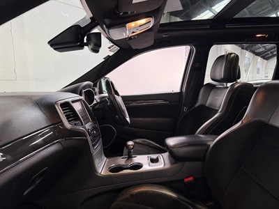 2015 Jeep Grand Cherokee - Thumbnail