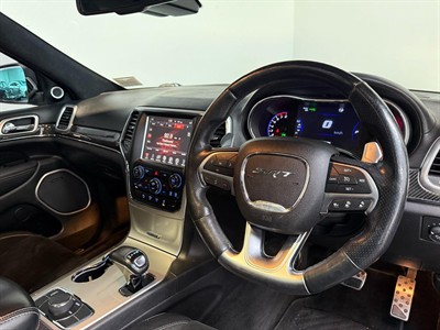 2015 Jeep Grand Cherokee - Thumbnail