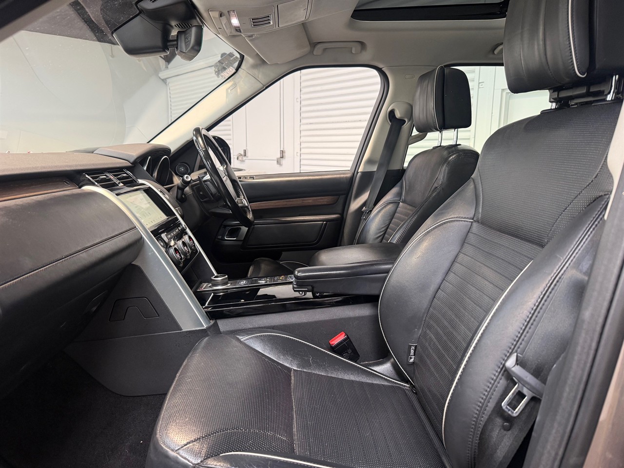 2017 Land Rover Discovery