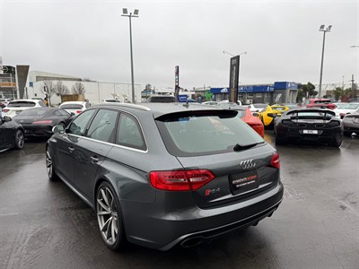 2015 Audi RS4 - Thumbnail