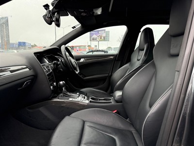 2015 Audi RS4 - Thumbnail