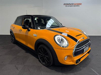 2017 Mini Cooper - Thumbnail