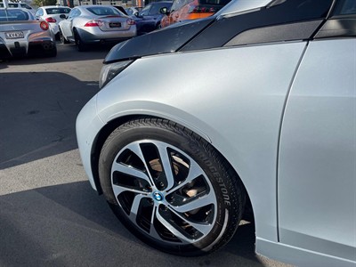 2015 BMW i3 - Thumbnail