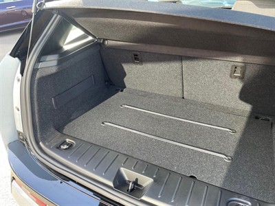 2015 BMW i3 - Thumbnail