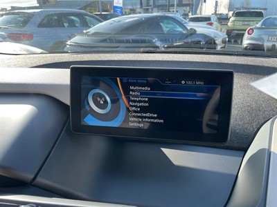 2015 BMW i3 - Thumbnail