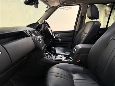 2011 Land Rover Discovery - Thumbnail