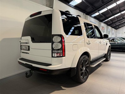 2015 Land Rover Discovery - Thumbnail