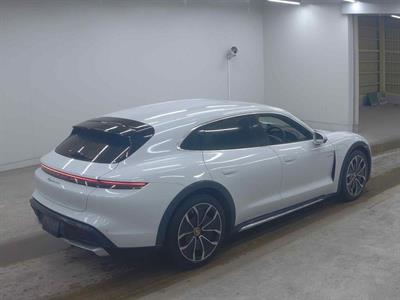 2023 Porsche Taycan - Thumbnail