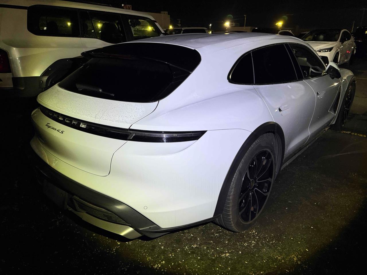 2023 Porsche Taycan