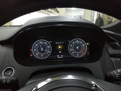 2019 Jaguar E-Pace - Thumbnail