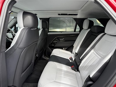 2023 Land Rover Range Rover Sport - Thumbnail