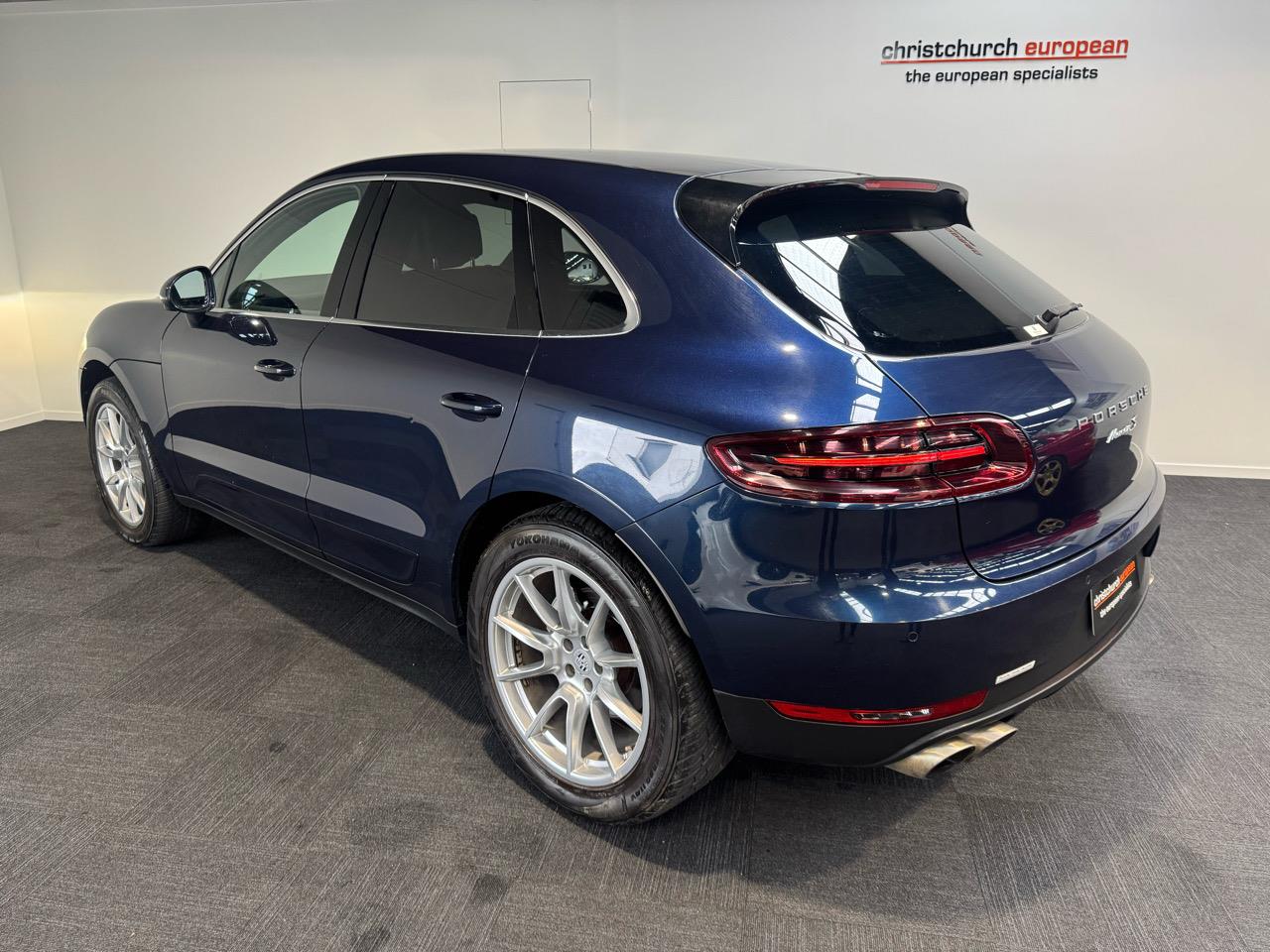 2016 Porsche Macan