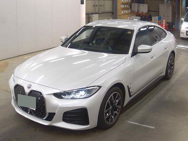 2023 BMW i4