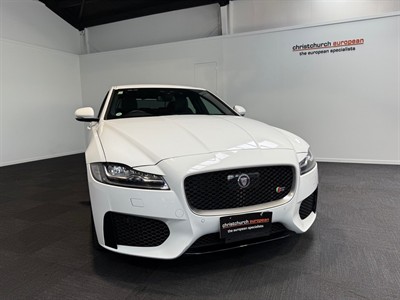 2019 Jaguar XF - Thumbnail