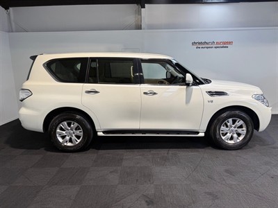 2016 Nissan Patrol - Thumbnail