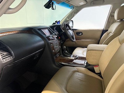 2016 Nissan Patrol - Thumbnail