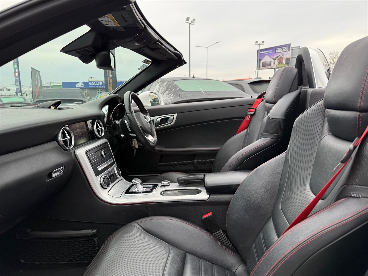 2017 Mercedes-Benz SLC