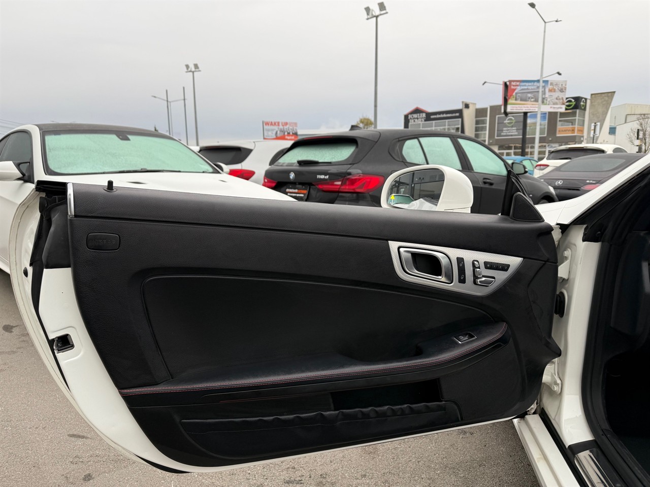 2017 Mercedes-Benz SLC