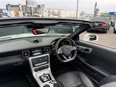 2017 Mercedes-Benz SLC - Thumbnail