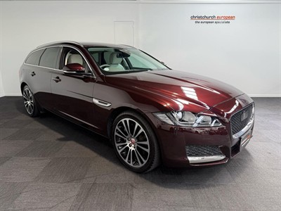 2018 Jaguar XF - Thumbnail