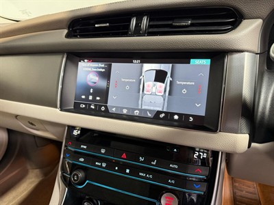 2018 Jaguar XF - Thumbnail