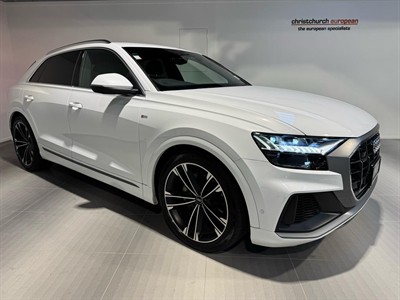 2019 Audi Q8 - Thumbnail