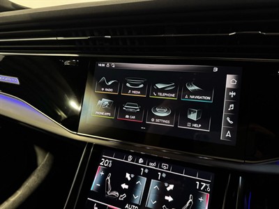 2019 Audi Q8 - Thumbnail