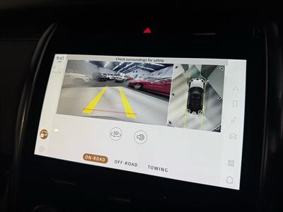 2021 Land Rover Discovery - Thumbnail