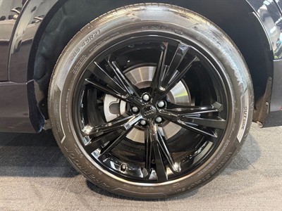 2018 Audi Q8 - Thumbnail