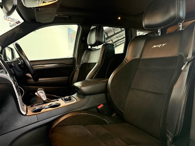 2018 Jeep Grand Cherokee - Thumbnail